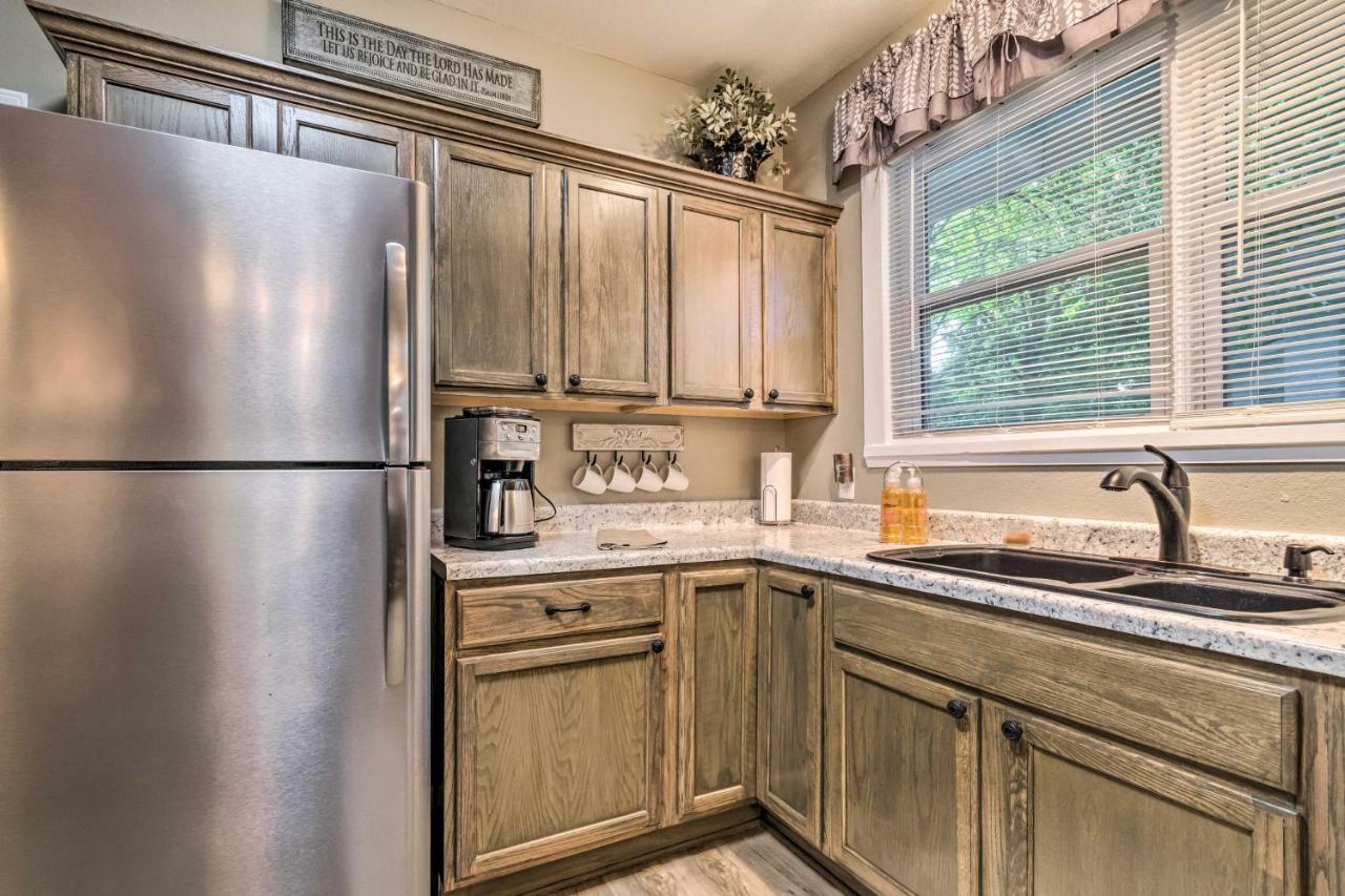 Remodeled Downtown Hot Springs Home With Porch Exteriér fotografie