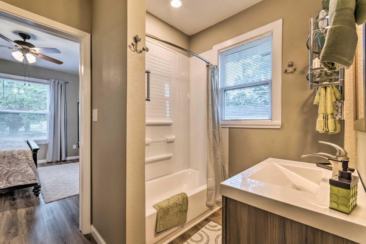 Remodeled Downtown Hot Springs Home With Porch Exteriér fotografie