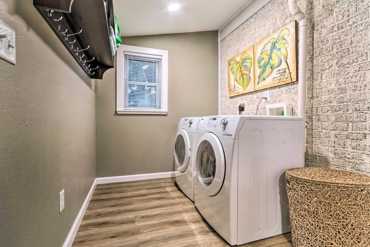 Remodeled Downtown Hot Springs Home With Porch Exteriér fotografie
